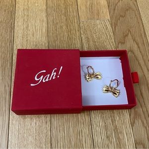LISA SAYS GAH Farfalle Hoop Earrings in Gold NWOT